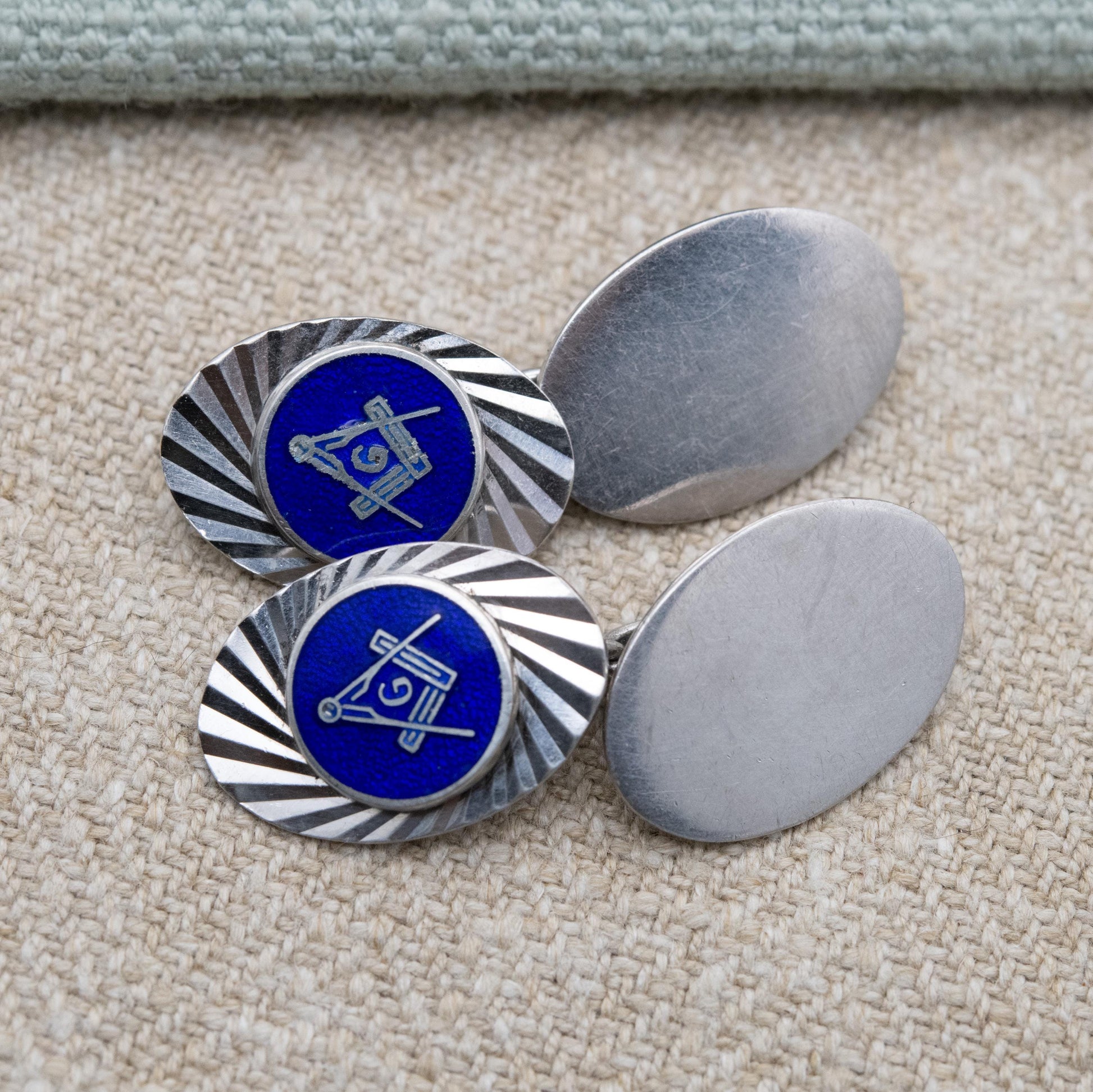 Vintage Sterling Silver Masonic Chain Link Cufflinks - Blue Enamel Square and Compasses Textured Geometric Pattern Design | Gift for Him