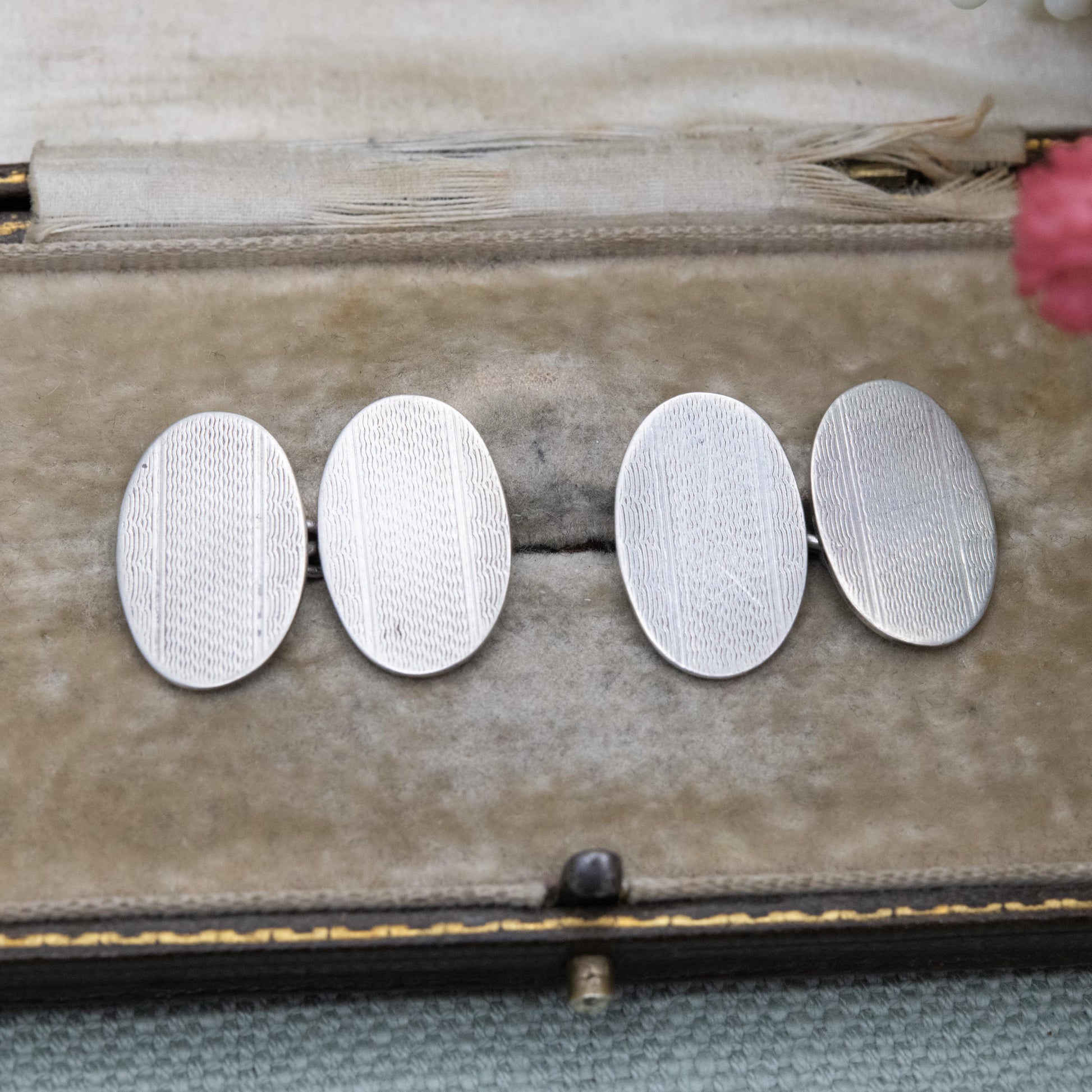 Vintage Sterling Silver Chain Link Cufflinks - Engine Turned