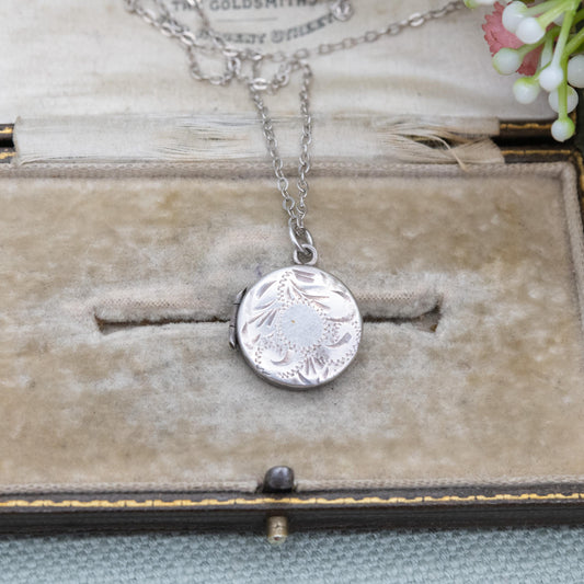 Vintage Sterling Silver Floral Locket Pendant and Cable Link Chain Necklace - Pretty Gift for Her