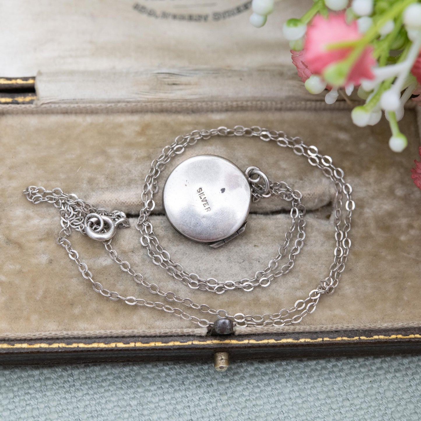 Vintage Sterling Silver Floral Locket Pendant and Cable Link Chain Necklace - Pretty Gift for Her