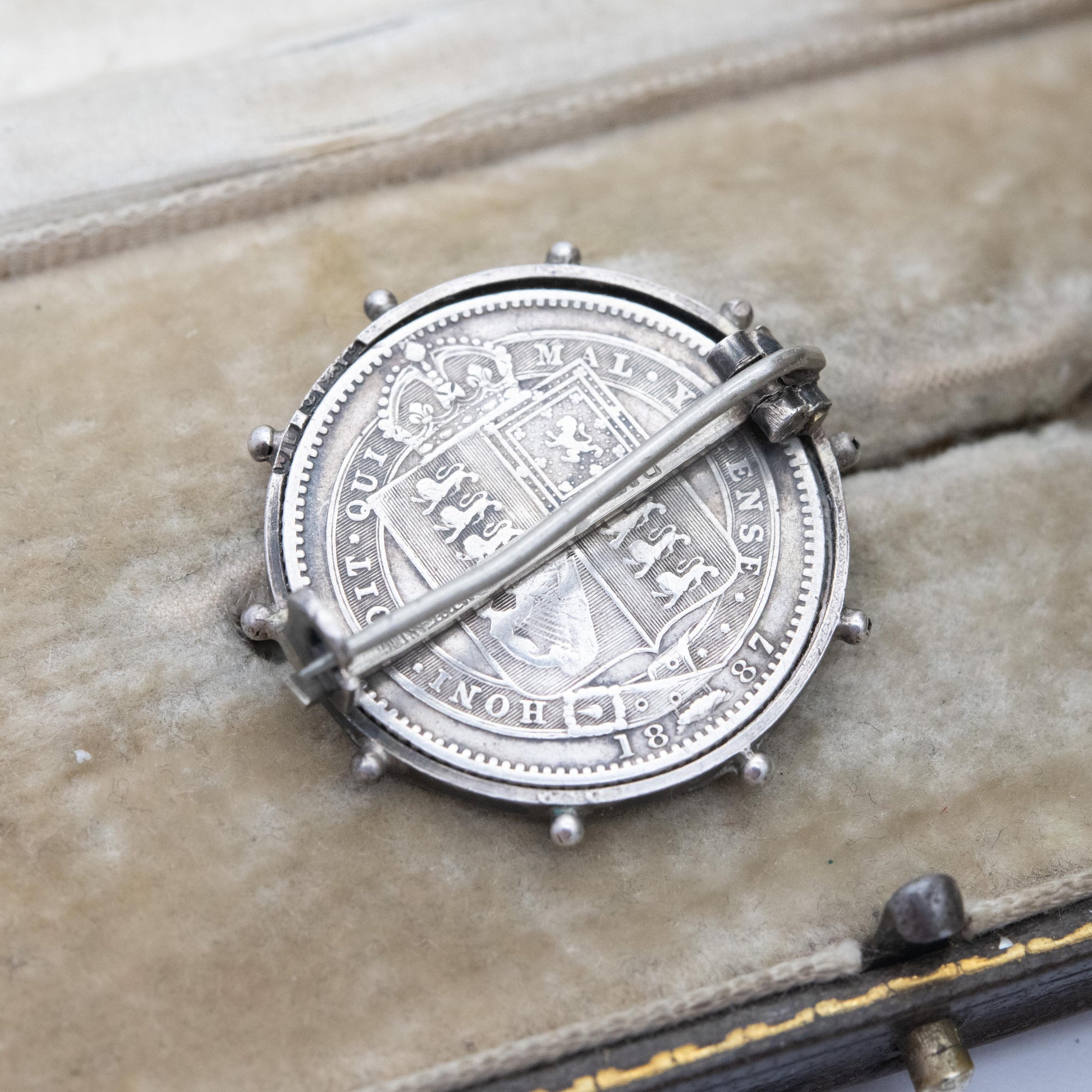 Antique Queen Victoria 1887 Shilling Coin Brooch Sterling Silver - Jubilee Head | Collectable Coin Jewellery