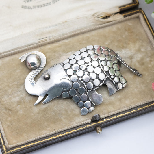 Vintage Mexican Sterling Silver Elephant Brooch - Geometric and Rope Twist Design | Gift for Animal Lover