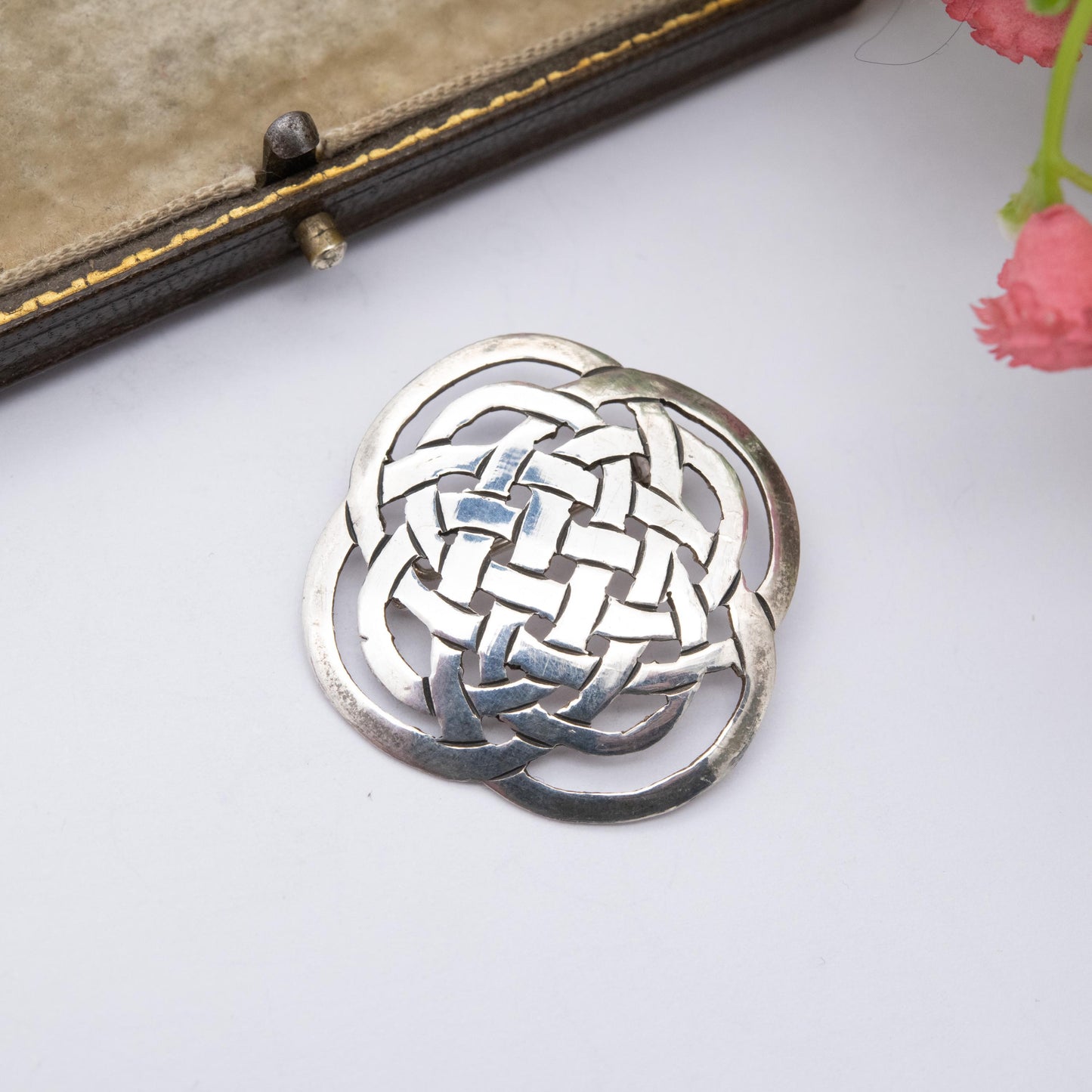Sterling Silver Celtic Knot Brooch - Solid Silver Celtic Jewellery | Knotted | Unisex Gift