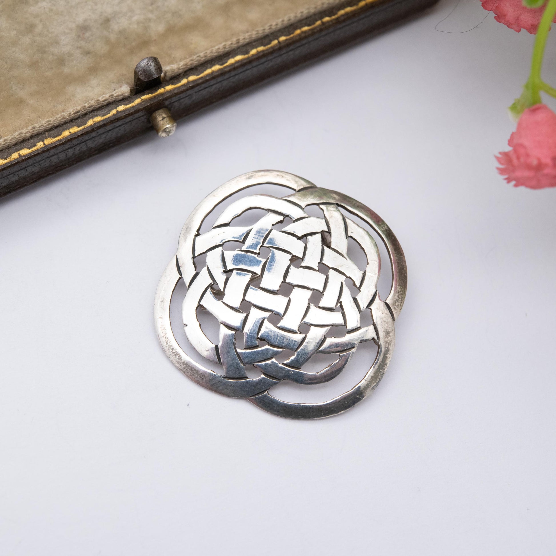 Sterling Silver Celtic Knot Brooch - Solid Silver Celtic Jewellery | Knotted | Unisex Gift