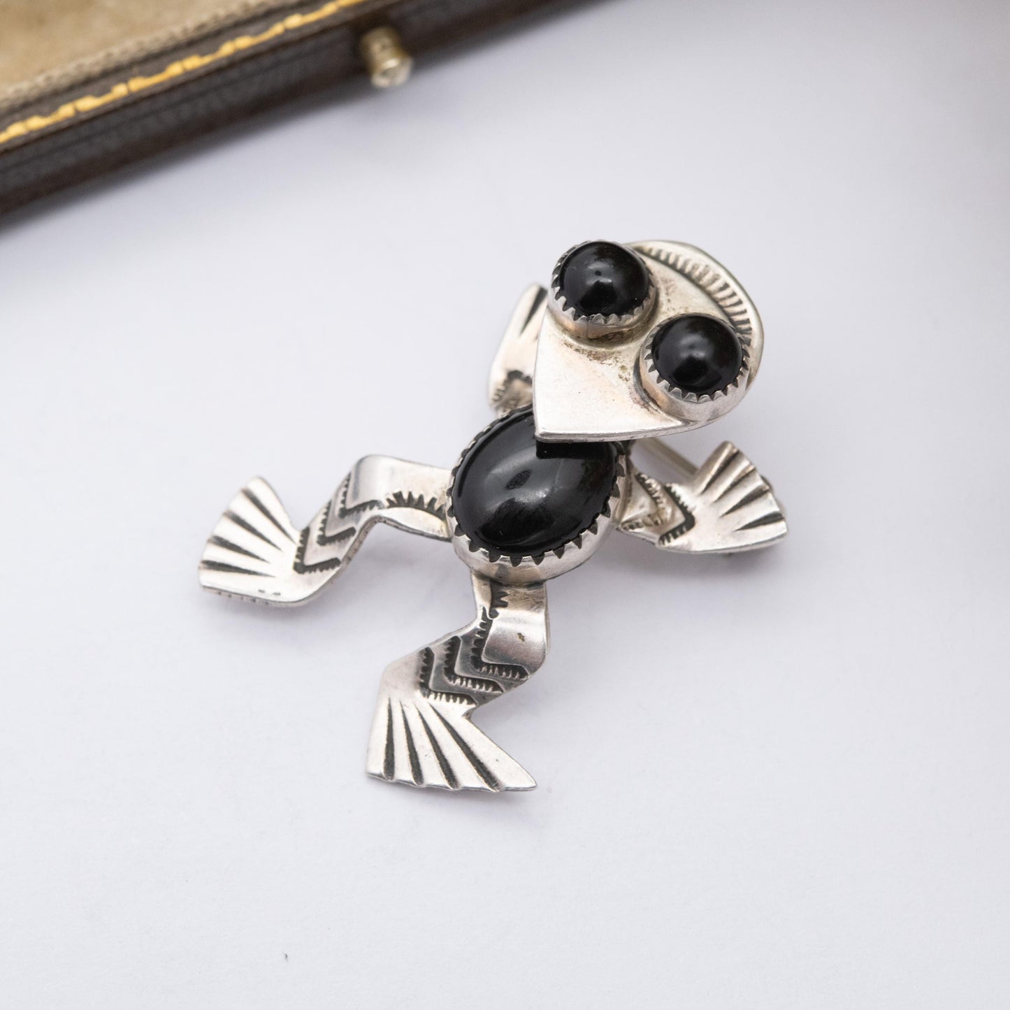 Vintage Navajo Sterling Silver Onyx Frog Brooch Pendant - Cute Frog Jewellery | South Western | Gift for Animal Lover