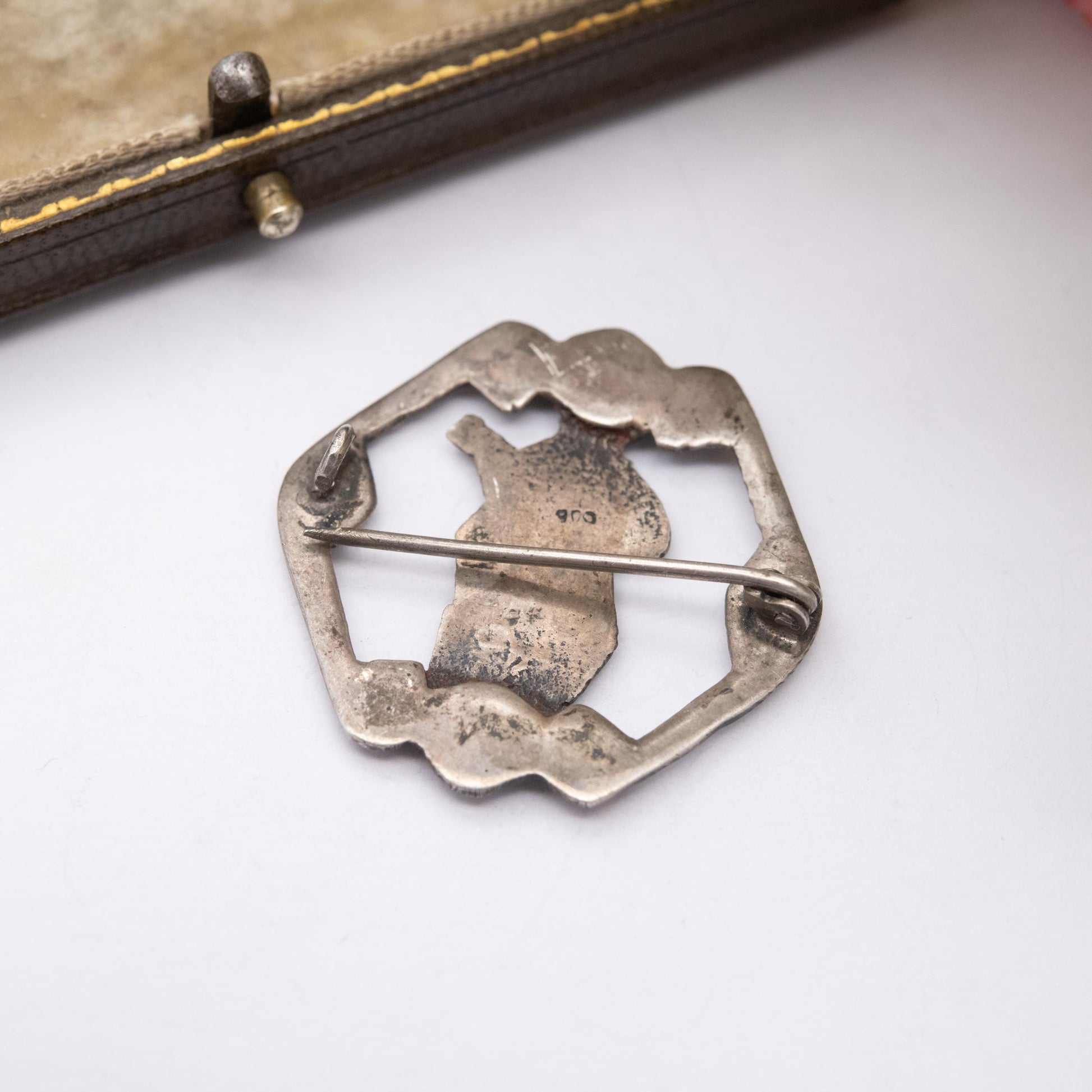 Vintage Argentinian 900 Silver Guitar Player Brooch - Argentine Silver Jewellery | South American Design