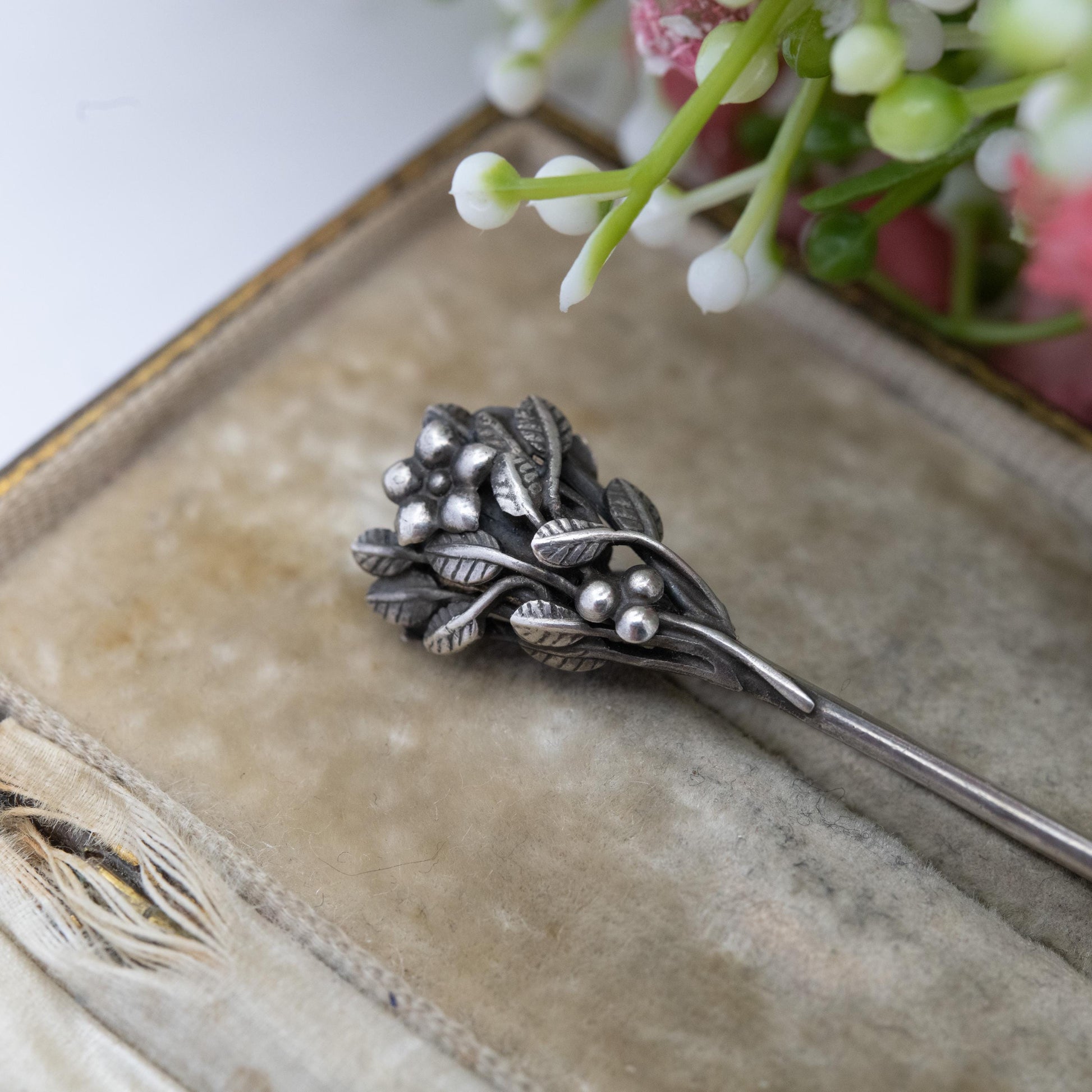 Antique Edwardian Sterling Silver Flower Pin c. 1900s