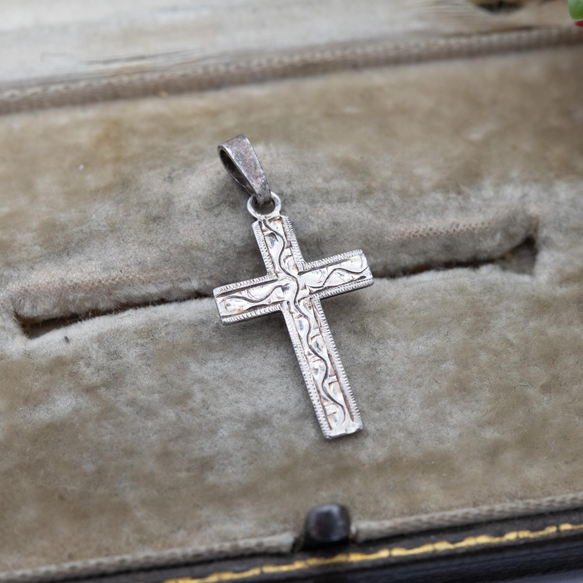 Vintage Kordes and Lichtenfels Sterling Silver Floral Cross Pendant - Textured Scrolling Engraving | Vintage Religious Jewellery