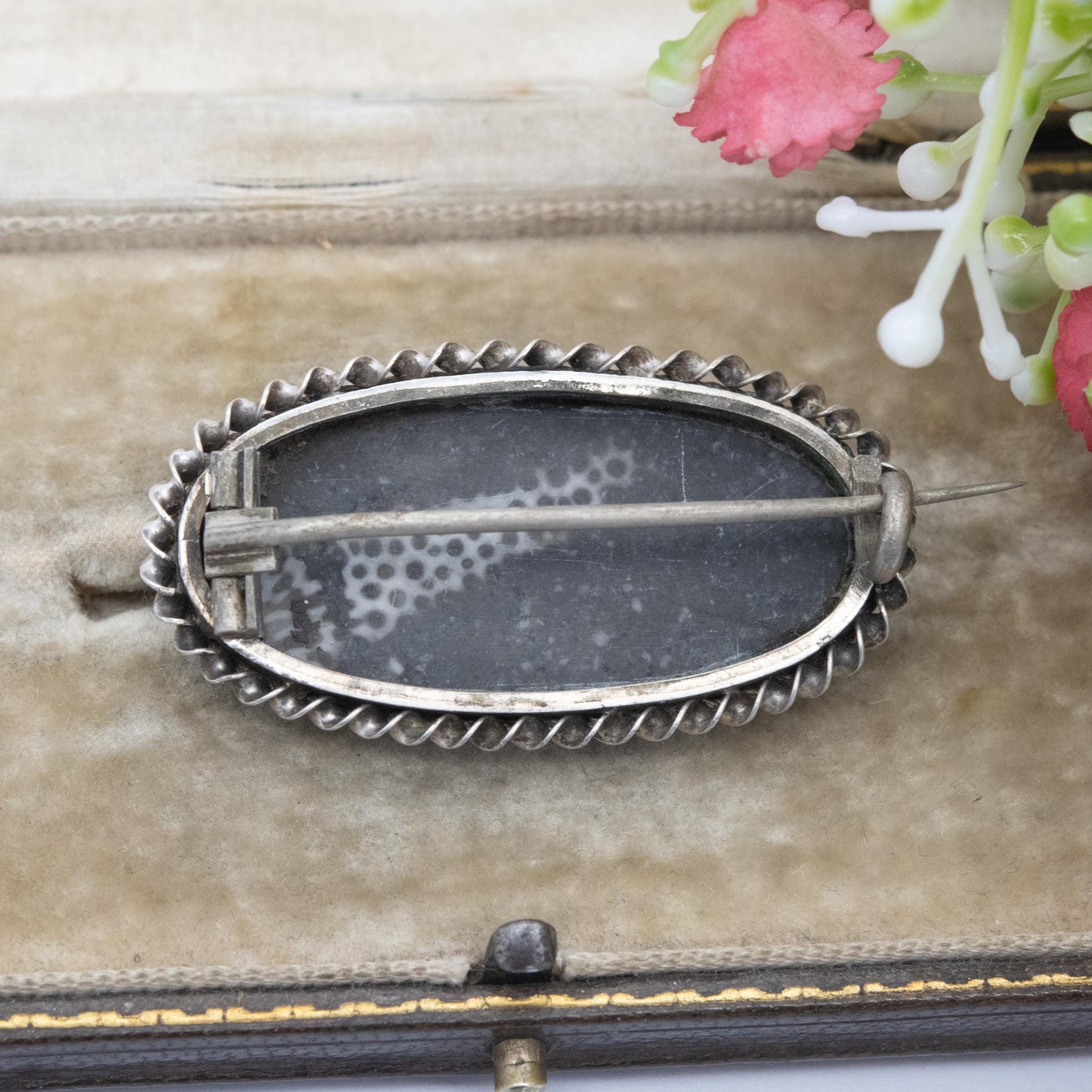 Antique Victorian Silver Coral Fossil Brooch c. 1890's - Fossilised Coral | Rope Twist Mount