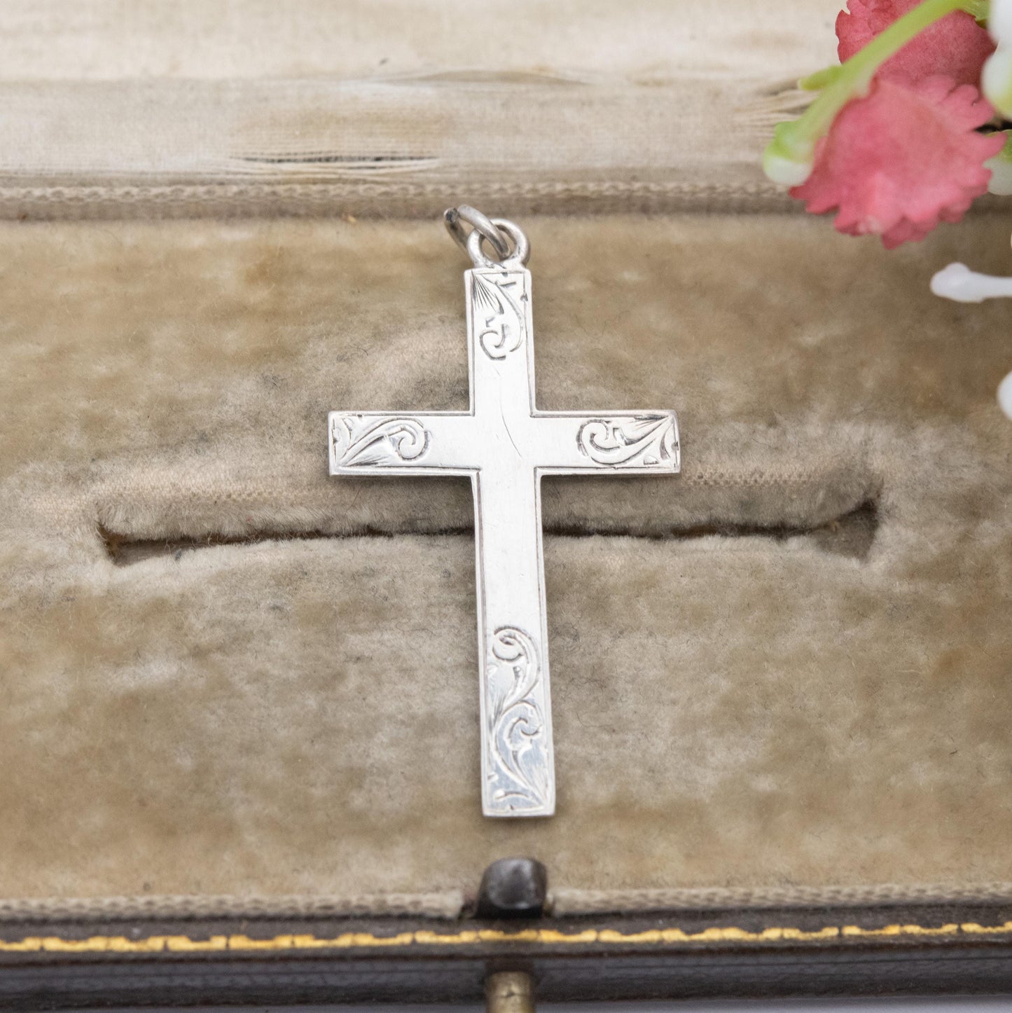 Vintage Sterling Silver Cross Pendant - Etched Scrolling Pattern Design | Christian Pendant Gift for Baptism Christening