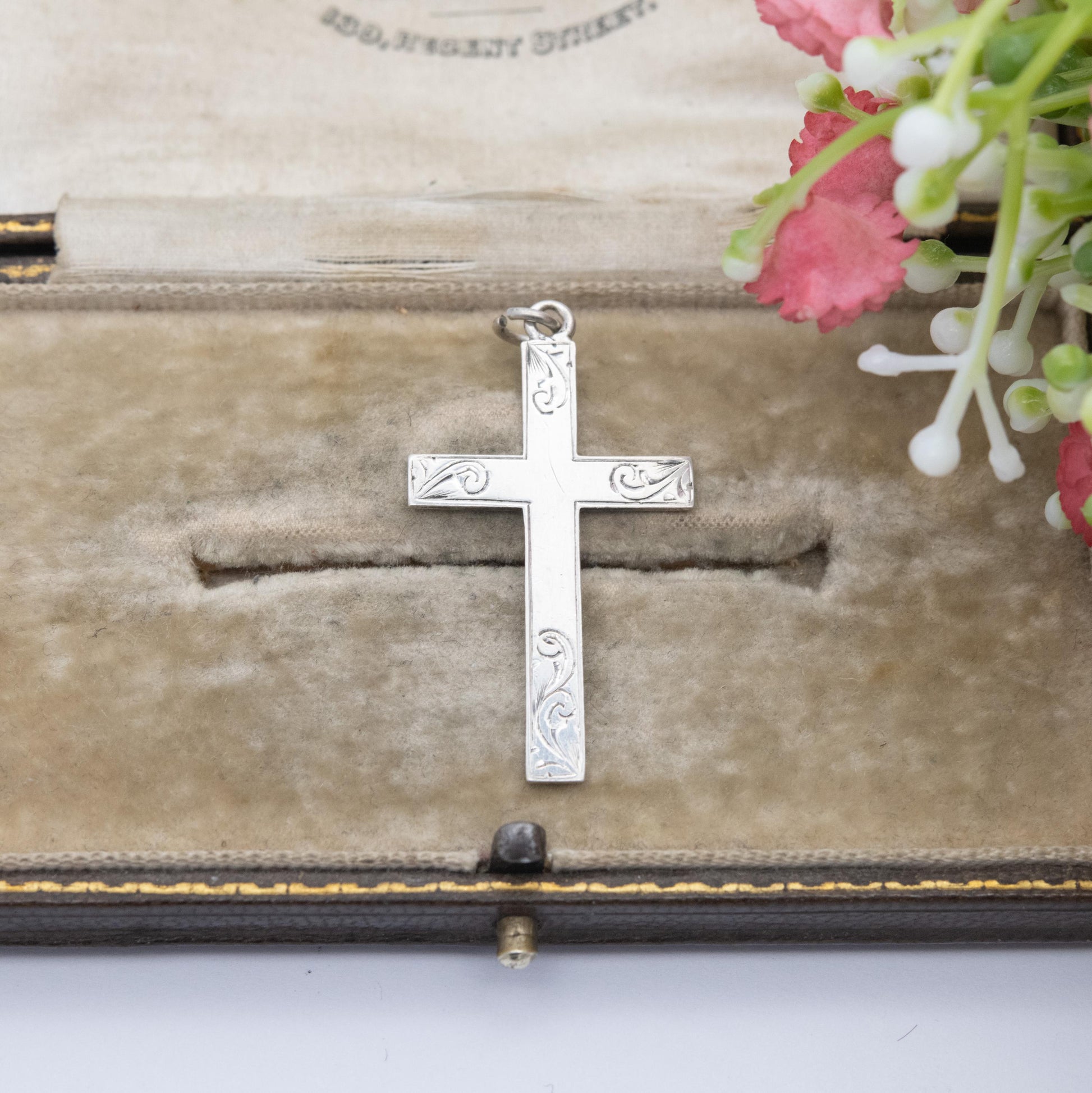 Vintage Sterling Silver Cross Pendant - Etched Scrolling Pattern Design | Christian Pendant Gift for Baptism Christening