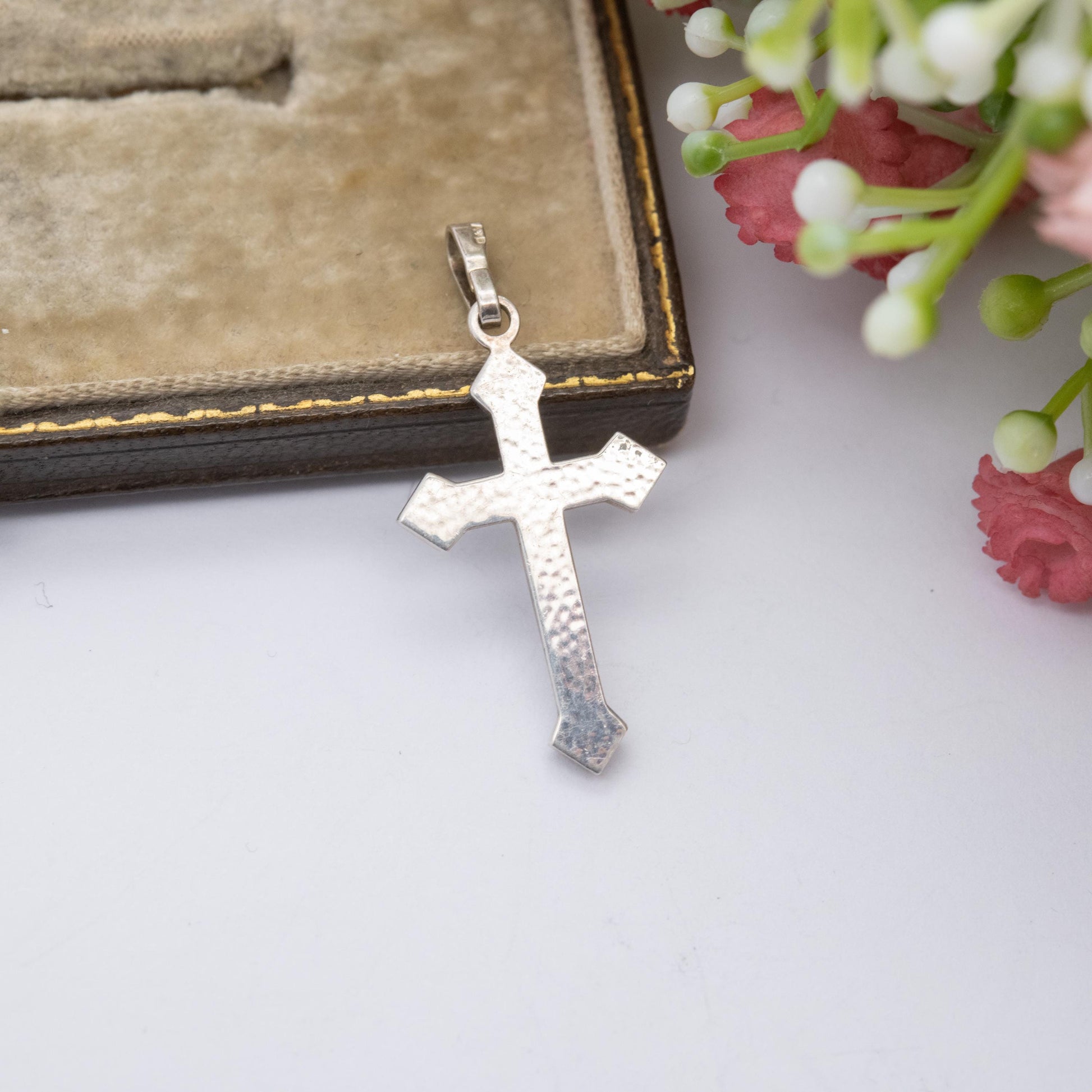 Vintage Andreas Daub Sterling Silver Cross Pendant - Trefoil Floral Etching Design | Cross Bottony | Gift for Christian