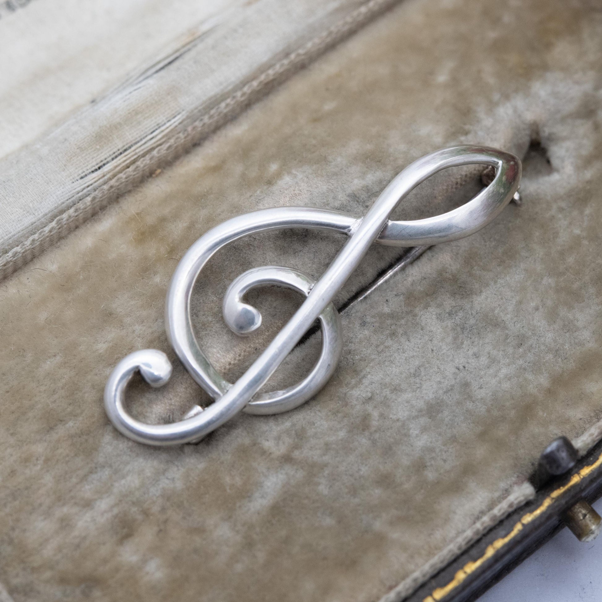 Vintage Sterling Silver Treble Clef Brooch - Music Lover | Musical Note Jewellery