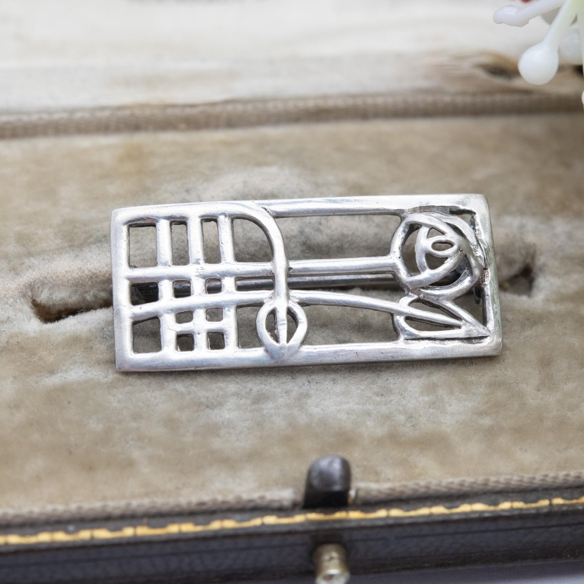 Vintage Scottish Sterling Silver Glasgow Rose Brooch - Mackintosh Style | Celtic Rose Design