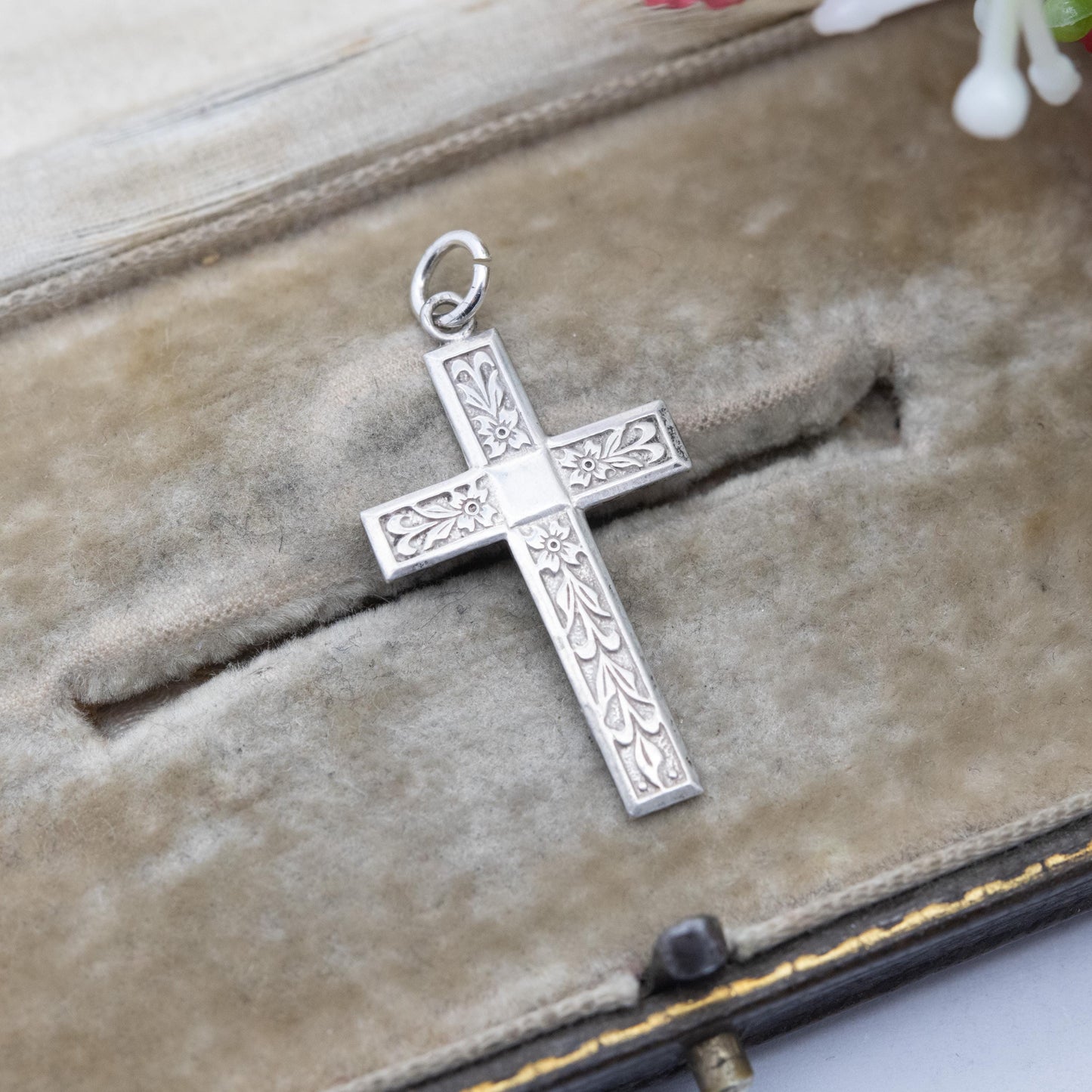Vintage Sterling Silver Floral Cross Pendant - Textured Floral Engraving | Religious Jewellery