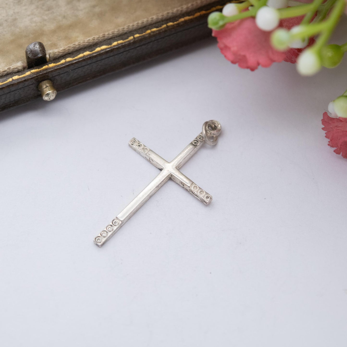 Vintage Sterling Silver Cross Pendant - Small Swirl Pattern Design | Gift for Christian
