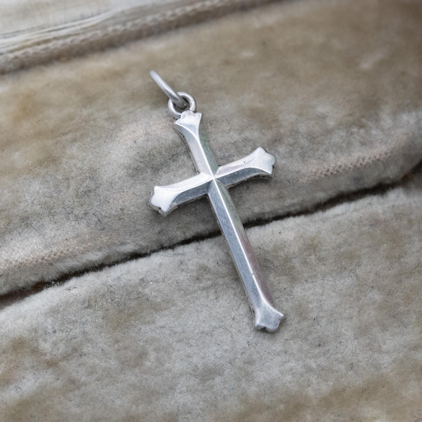 Vintage Rodi & Wienenberger Sterling Silver 3D Cross pendant Charm - Simple Solid Silver Design | Gift for Baptism Christening