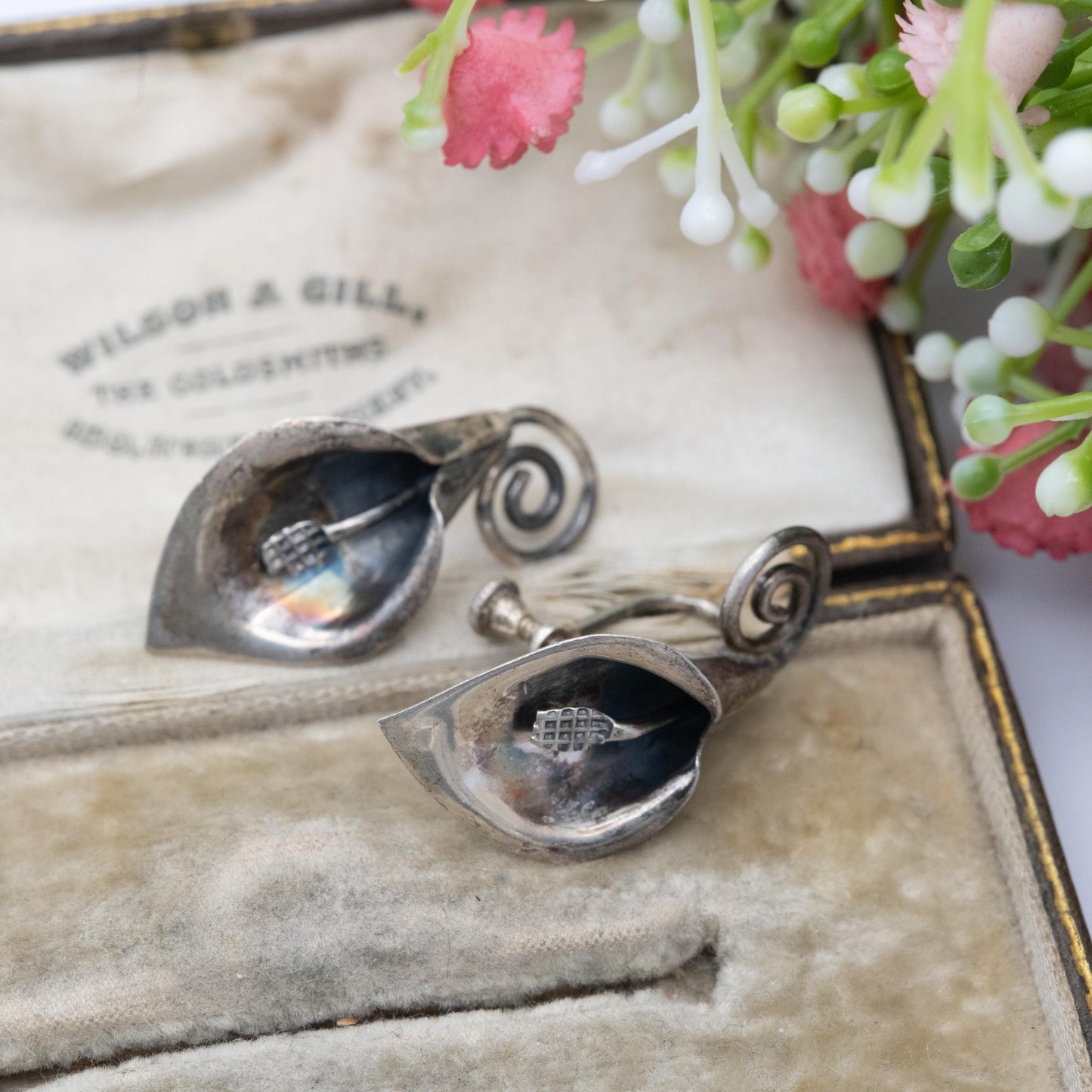 Vintage Scandi Silver Screw Back Flower Earrings - Heirig Scandinavian Peace Lily Floral Jewellery | Gift for Her