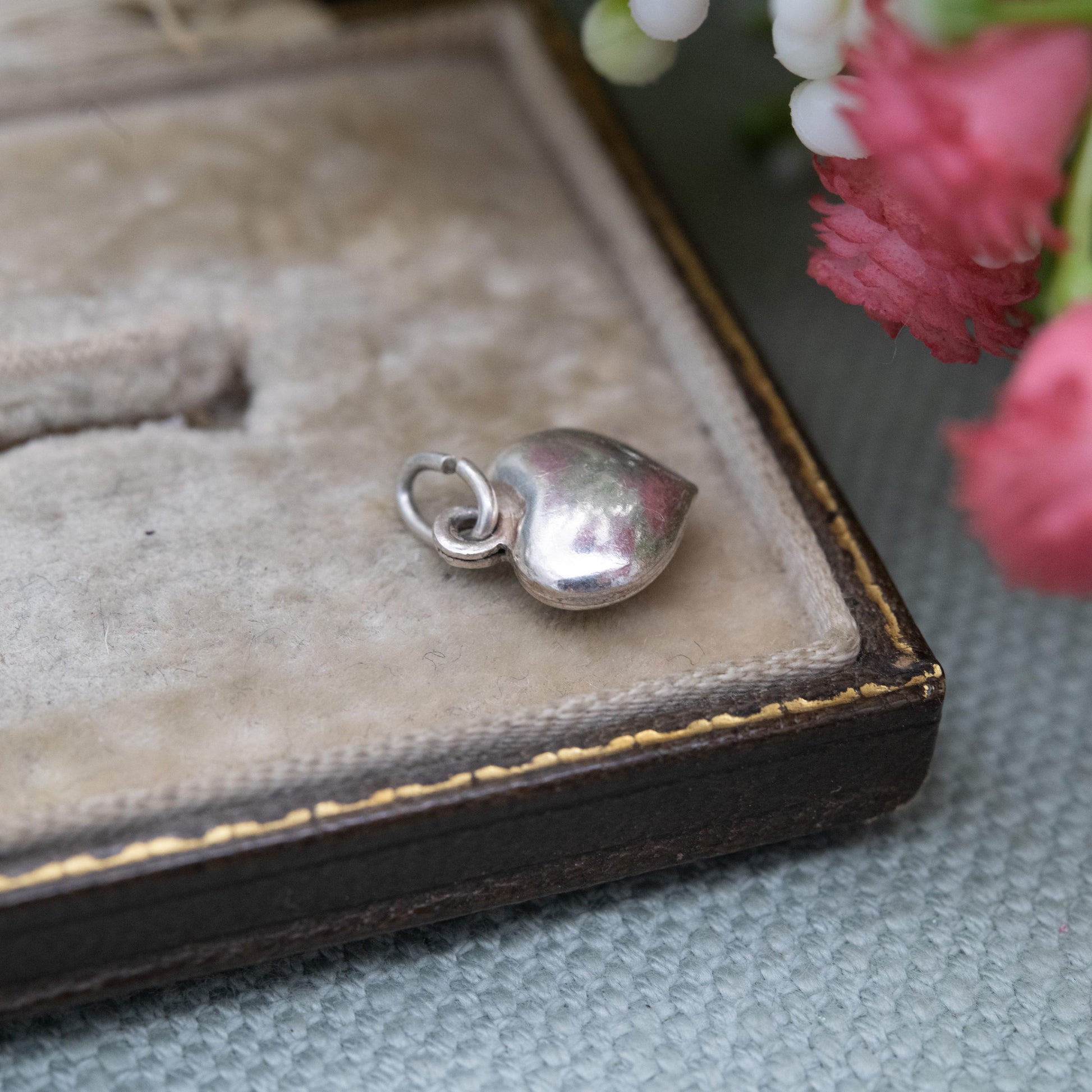 Vintage Silver Love Heart Charm Pendant Charm - Small Puffed Love Heart | Gift for Charm Bracelet