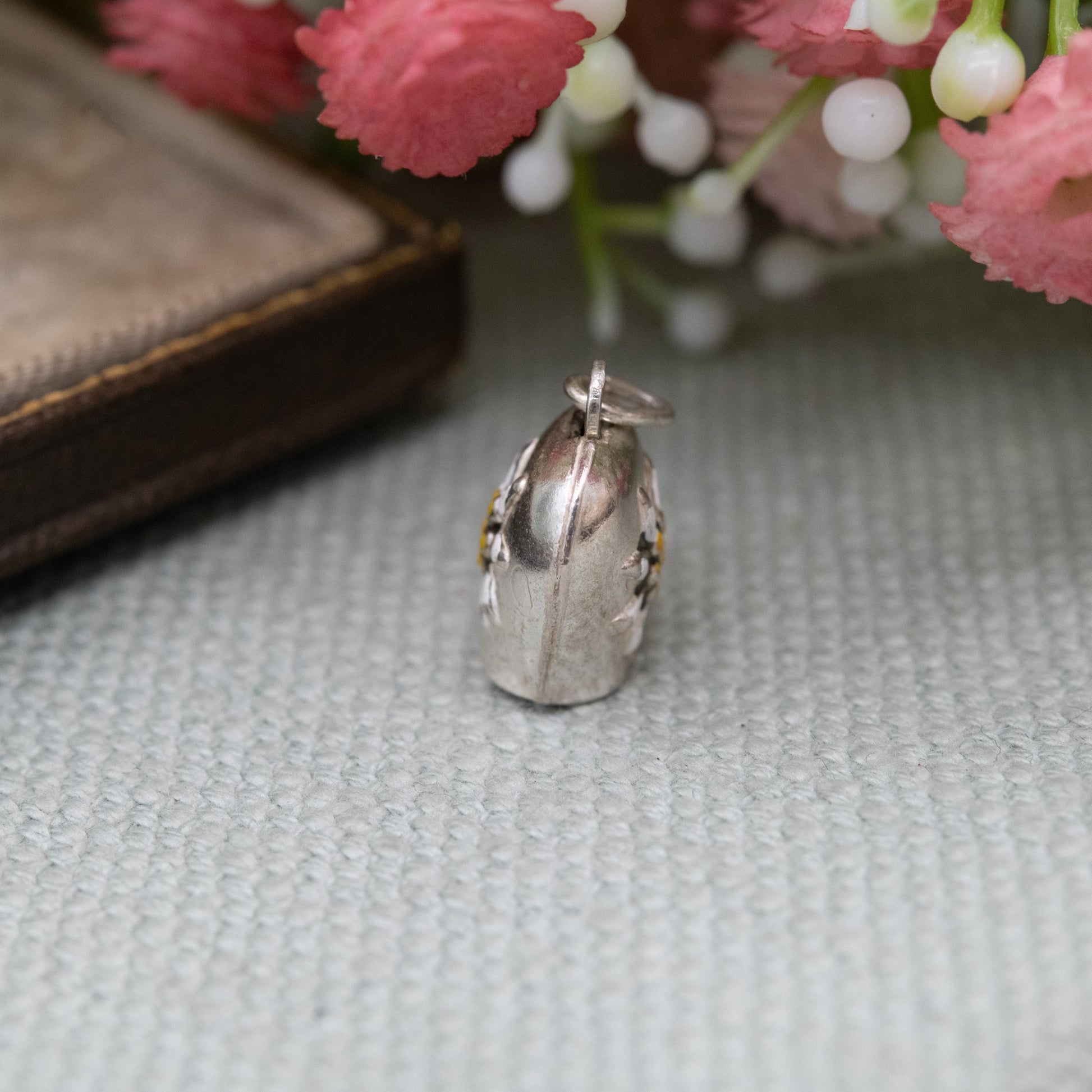 Vintage Silver Enamel Daisy Cow Bell Charm Pendant - Enamel Articulated with Moving Tongue | Gift for Charm Bracelet