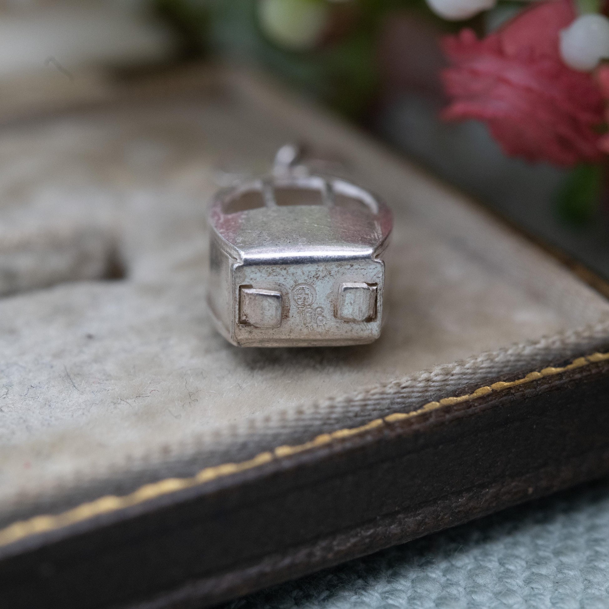 Vintage Silver Swiss Cable Car Charm Pendant - Ski Lift Gondola | Snow Sport | Winter | Gift for Charm Bracelet