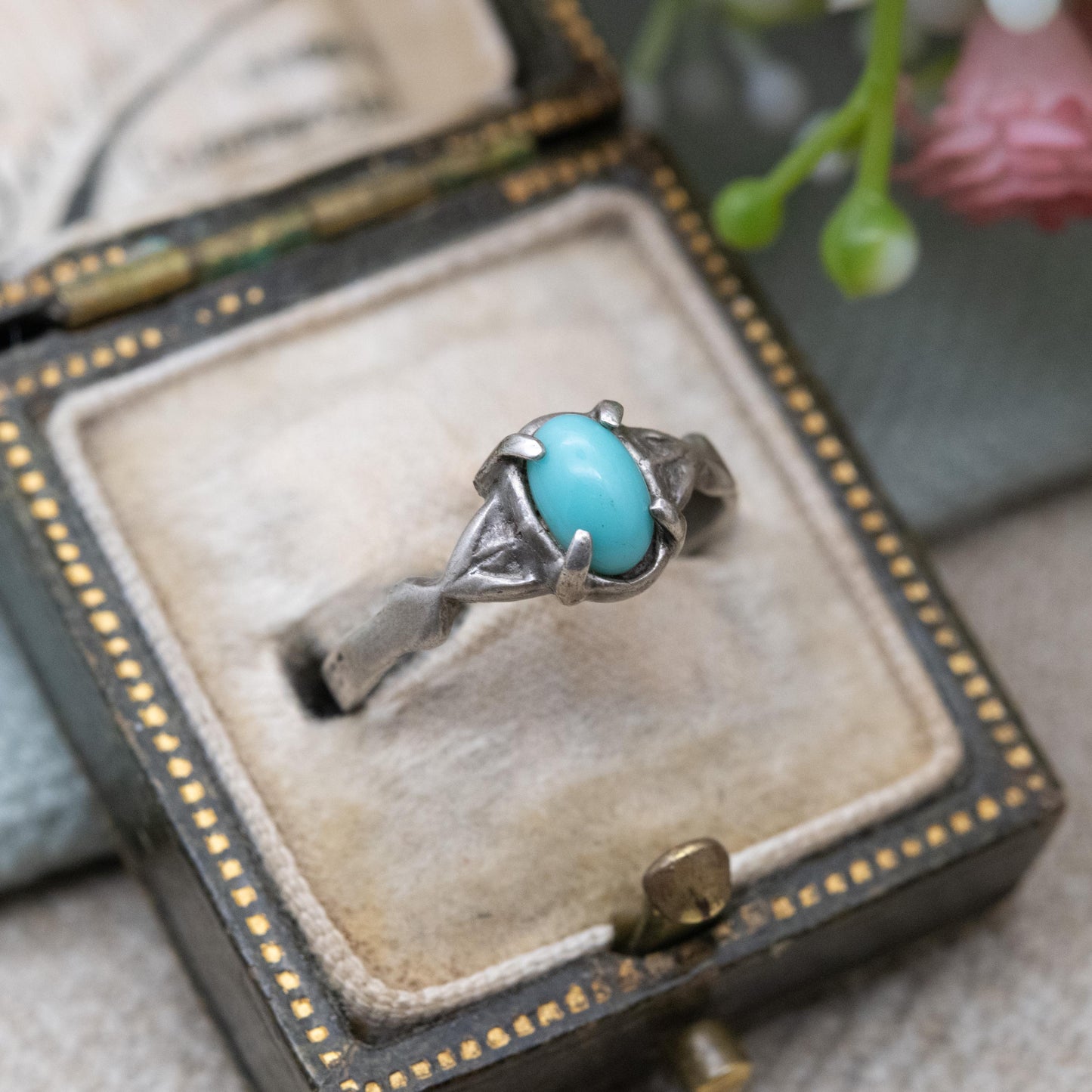 Vintage Silver Blue Stone Ring - Small Cabochon Stone | Everyday Silver Jewellery | UK Size - I | US Size - 4 1/2