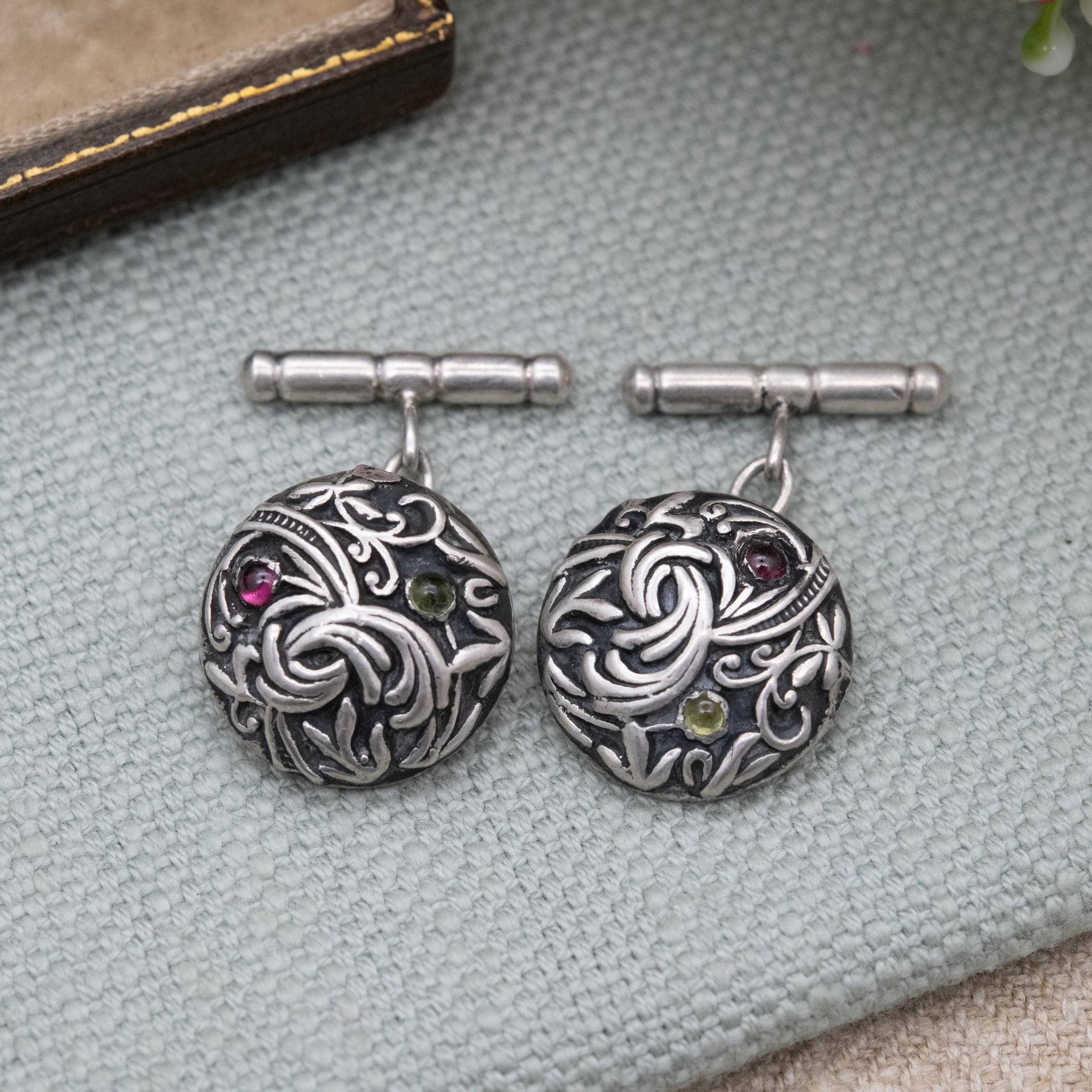 Vintage Sterling Silver Garnet and Peridot Textured Scrolling Cufflinks - Modernist Design | Gift for Him