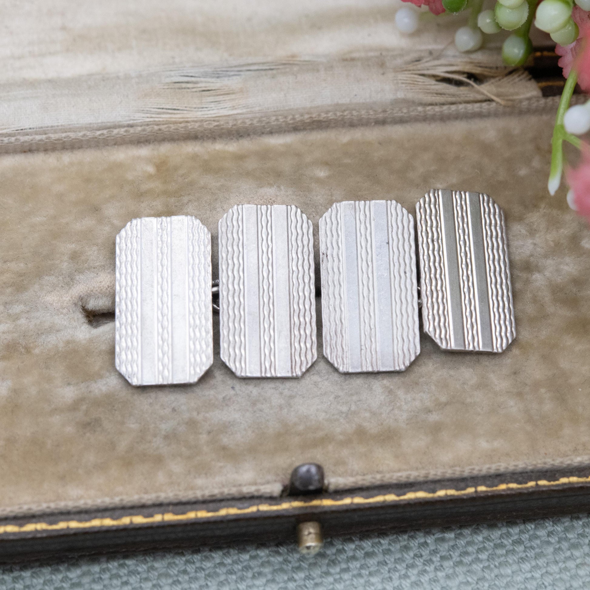 Vintage Sterling Silver Chain Link Cufflinks - Engine Turned