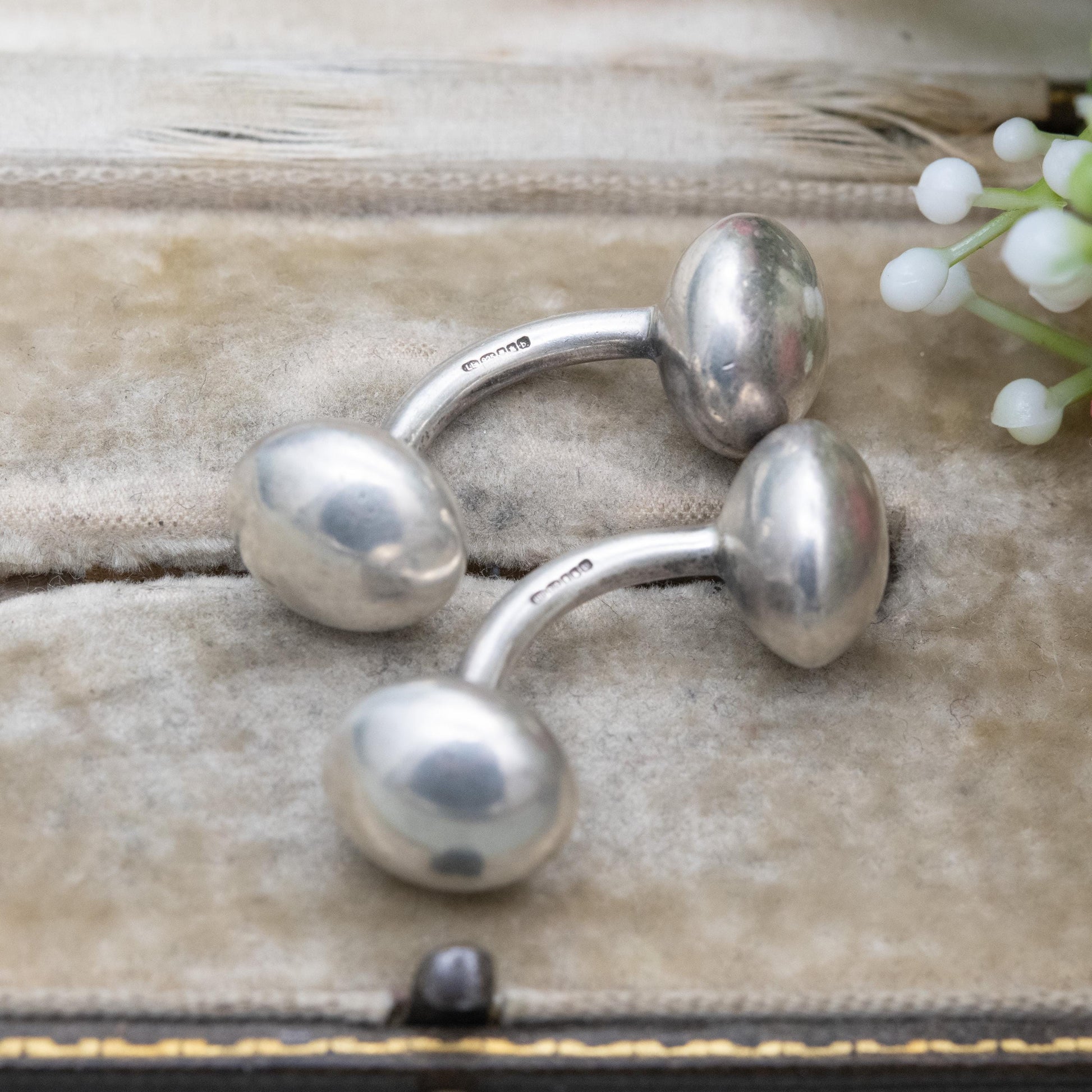 Vintage Links of London Sterling Silver Ball Cufflinks 2001 - Barbell Style | Ball and Bar Design | Designer Gift for Him