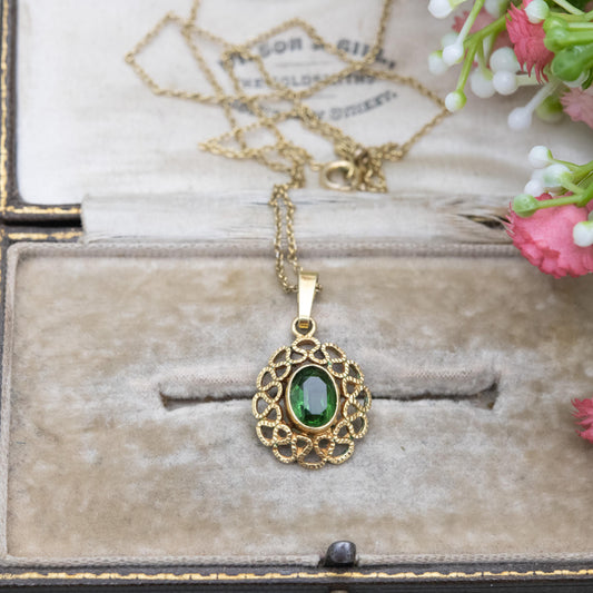 Vintage Gold Plated Green Stone Cable Link Pendant Necklace - Gift for Her