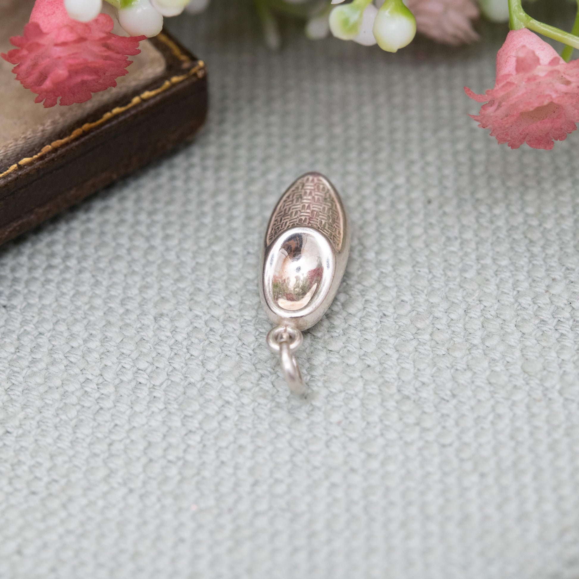 Vintage Silver Clog Charm Pendant - Netherlands Souvenir | Gift for Charm Bracelet