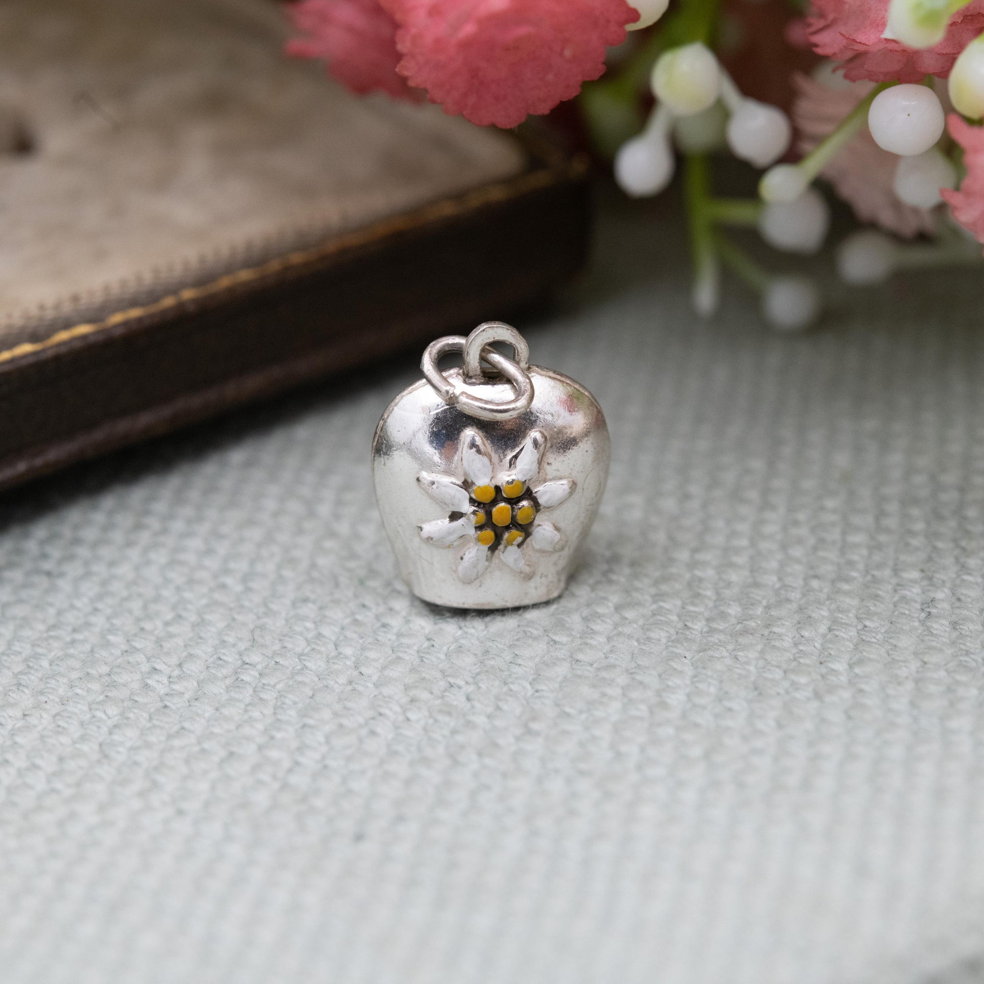 Vintage Silver Enamel Daisy Cow Bell Charm Pendant - Enamel Articulated with Moving Tongue | Gift for Charm Bracelet