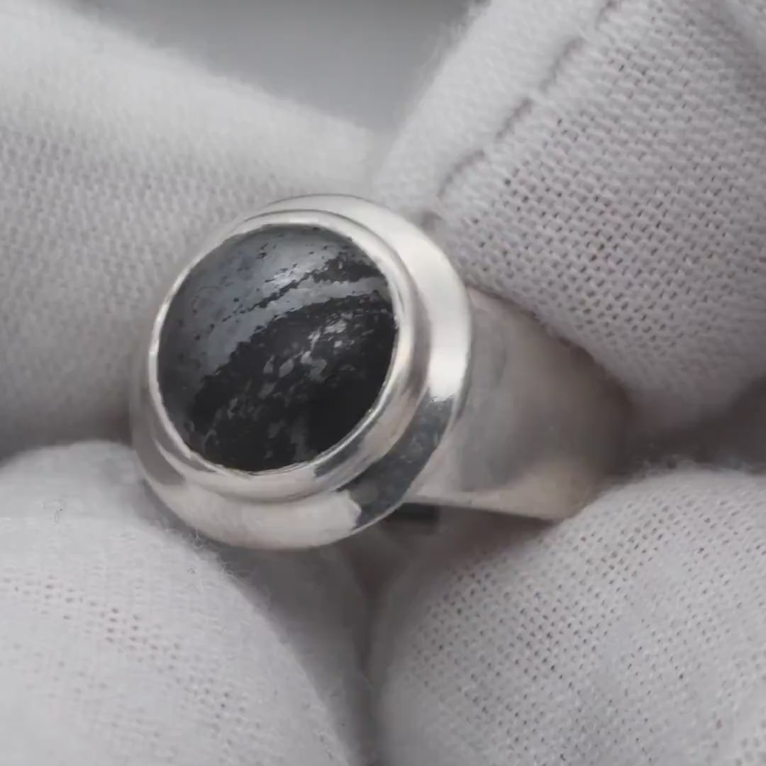 Vintage Sterling Silver Black Stone Ring